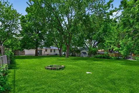 6018 Camden Avenue N Brooklyn Center MN 55430
