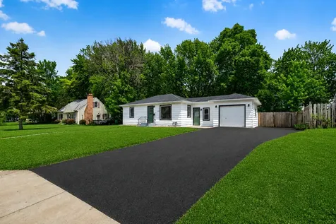 6018 Camden Avenue N Brooklyn Center MN 55430
