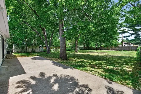 6018 Camden Avenue N Brooklyn Center MN 55430