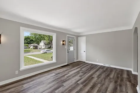 6018 Camden Avenue N Brooklyn Center MN 55430