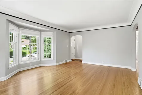 5829 Columbus Avenue Minneapolis MN 55417