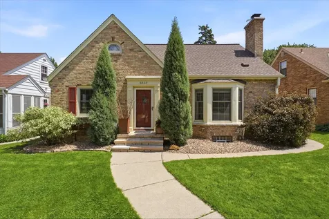 5829 Columbus Avenue Minneapolis MN 55417