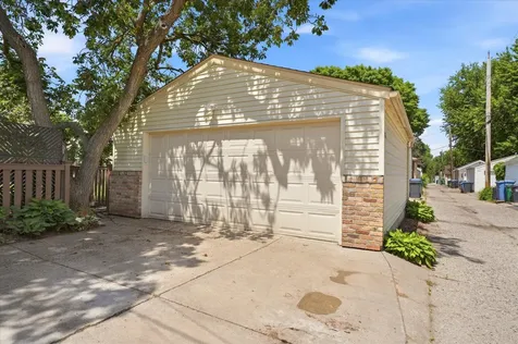 5829 Columbus Avenue Minneapolis MN 55417