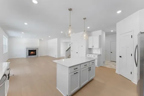 7524 Lower 42nd Street N Oakdale MN 55128