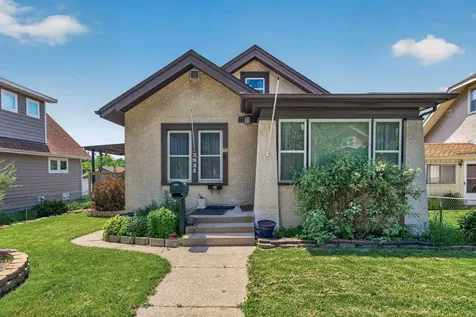2821 Knox Avenue N Minneapolis MN 55411