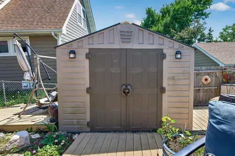 2821 Knox Avenue N Minneapolis MN 55411