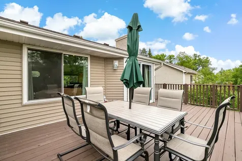 1896 Adele Street Maplewood MN 55109