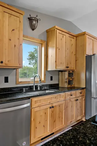 1896 Adele Street Maplewood MN 55109
