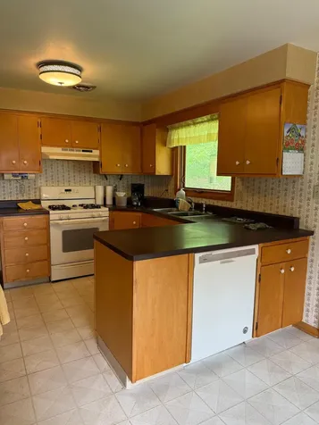 121 W Buffalo Street Duluth MN 55811