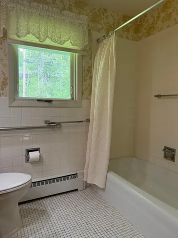 121 W Buffalo Street Duluth MN 55811