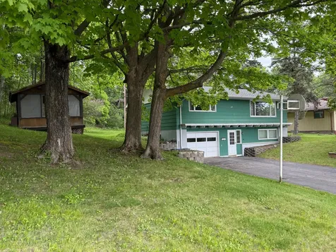 121 W Buffalo Street Duluth MN 55811