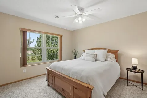 104 Morningside Drive NE Hutchinson MN 55350