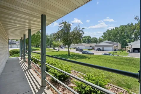 104 Morningside Drive NE Hutchinson MN 55350
