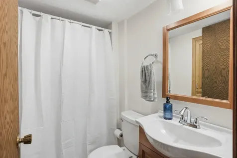 876 Curry Trail Eagan MN 55123