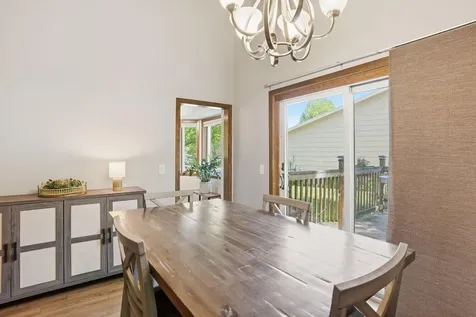 876 Curry Trail Eagan MN 55123