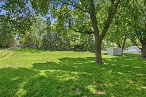 876 Curry Trail Eagan MN 55123