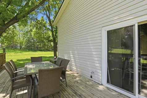 876 Curry Trail Eagan MN 55123