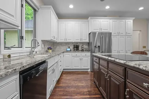 1711 Little Crow Drive South Saint Paul MN 55075