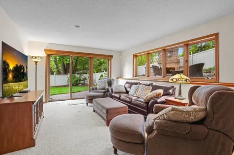 1711 Little Crow Drive South Saint Paul MN 55075