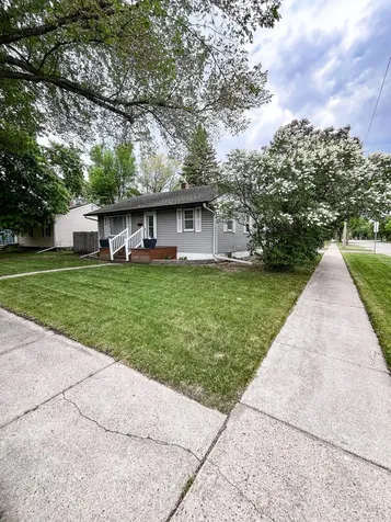 1603 5th Street S Moorhead MN 56560