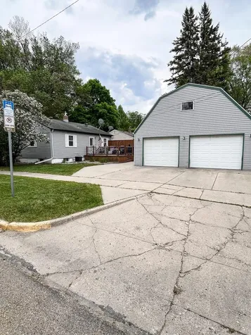 1603 5th Street S Moorhead MN 56560