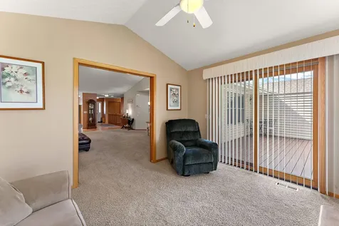2618 Rosetown Court Roseville MN 55113