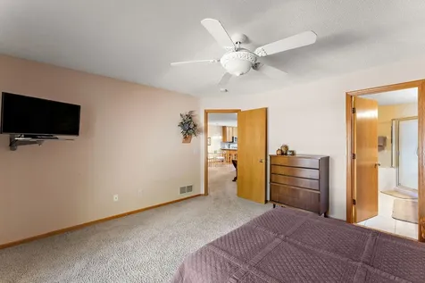 2618 Rosetown Court Roseville MN 55113