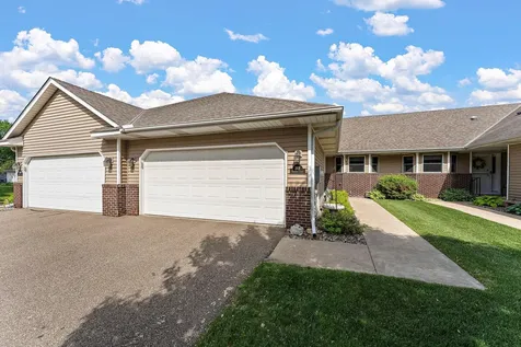2618 Rosetown Court Roseville MN 55113
