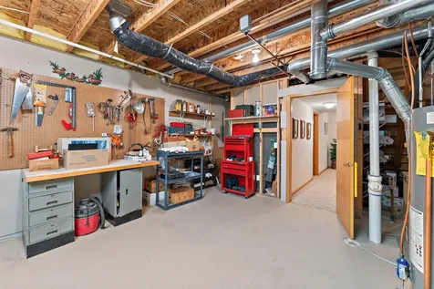 2618 Rosetown Court Roseville MN 55113