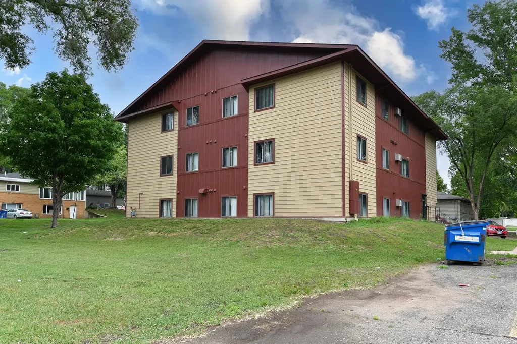 626 11th Street S Saint Cloud MN 56301