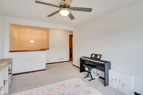 3317 Hazel Trail Woodbury MN 55129