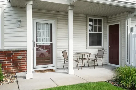 3317 Hazel Trail Woodbury MN 55129