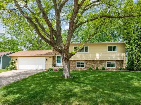 112316 Baxter Court Chaska MN 55318