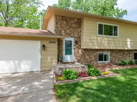 112316 Baxter Court Chaska MN 55318