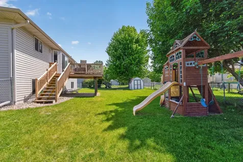 4820 Savannah Drive NW Rochester MN 55901