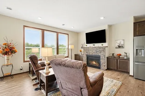 17344 Elkwood Avenue Lakeville MN 55044