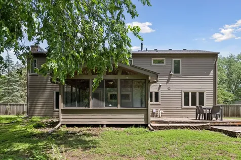 13124 April Lane Minnetonka MN 55305