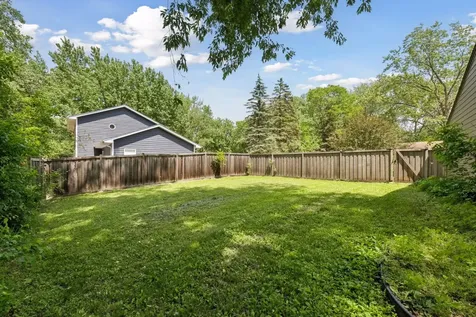 13124 April Lane Minnetonka MN 55305