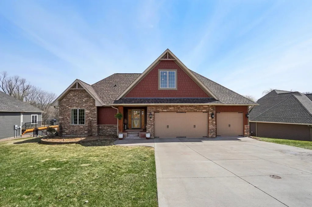 29411 Morningside Court Lindstrom MN 55045