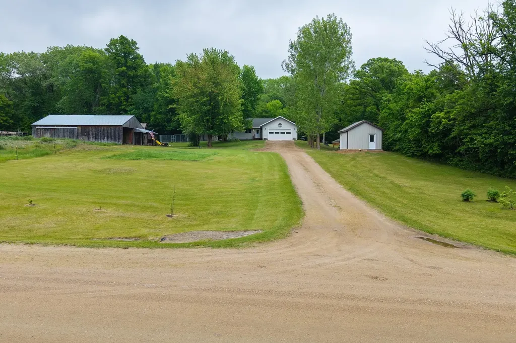 34602 250th Avenue Erhard MN 56534