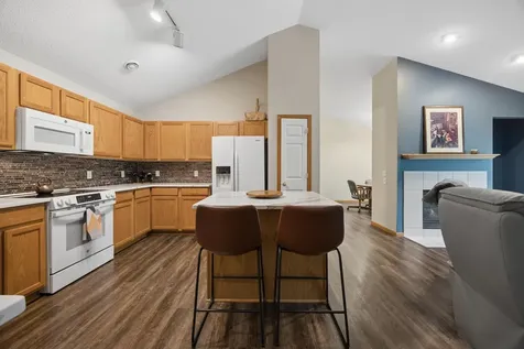 210 Heritage Lane Circle Pines MN 55014