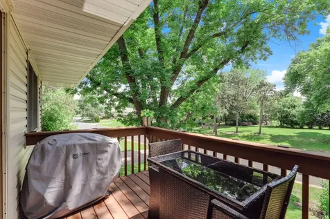 12000 71st Place N Maple Grove MN 55369