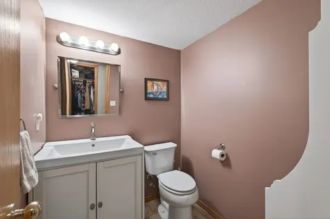 27421 Quinlan Avenue Lindstrom MN 55045