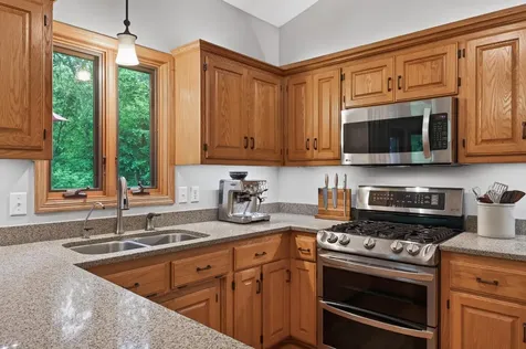 27421 Quinlan Avenue Lindstrom MN 55045