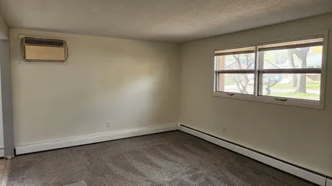 1738 Hawthorne Avenue E Saint Paul MN 55106