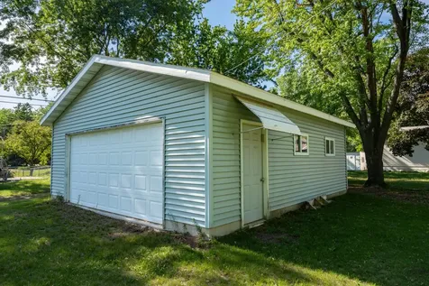 1013 4 1/2 Avenue N Sauk Rapids MN 56379