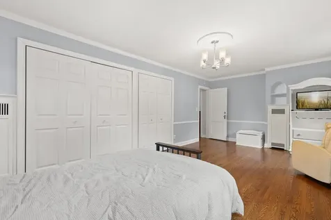 220 Holly Road Hopkins MN 55343
