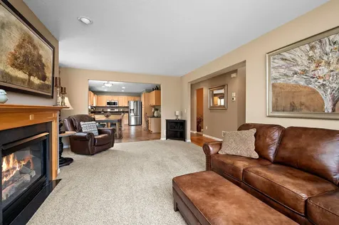 2006 Forest Ridge Lane Buffalo MN 55313
