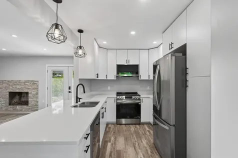 8912 Tretbaugh Drive Bloomington MN 55431