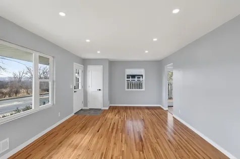 8912 Tretbaugh Drive Bloomington MN 55431